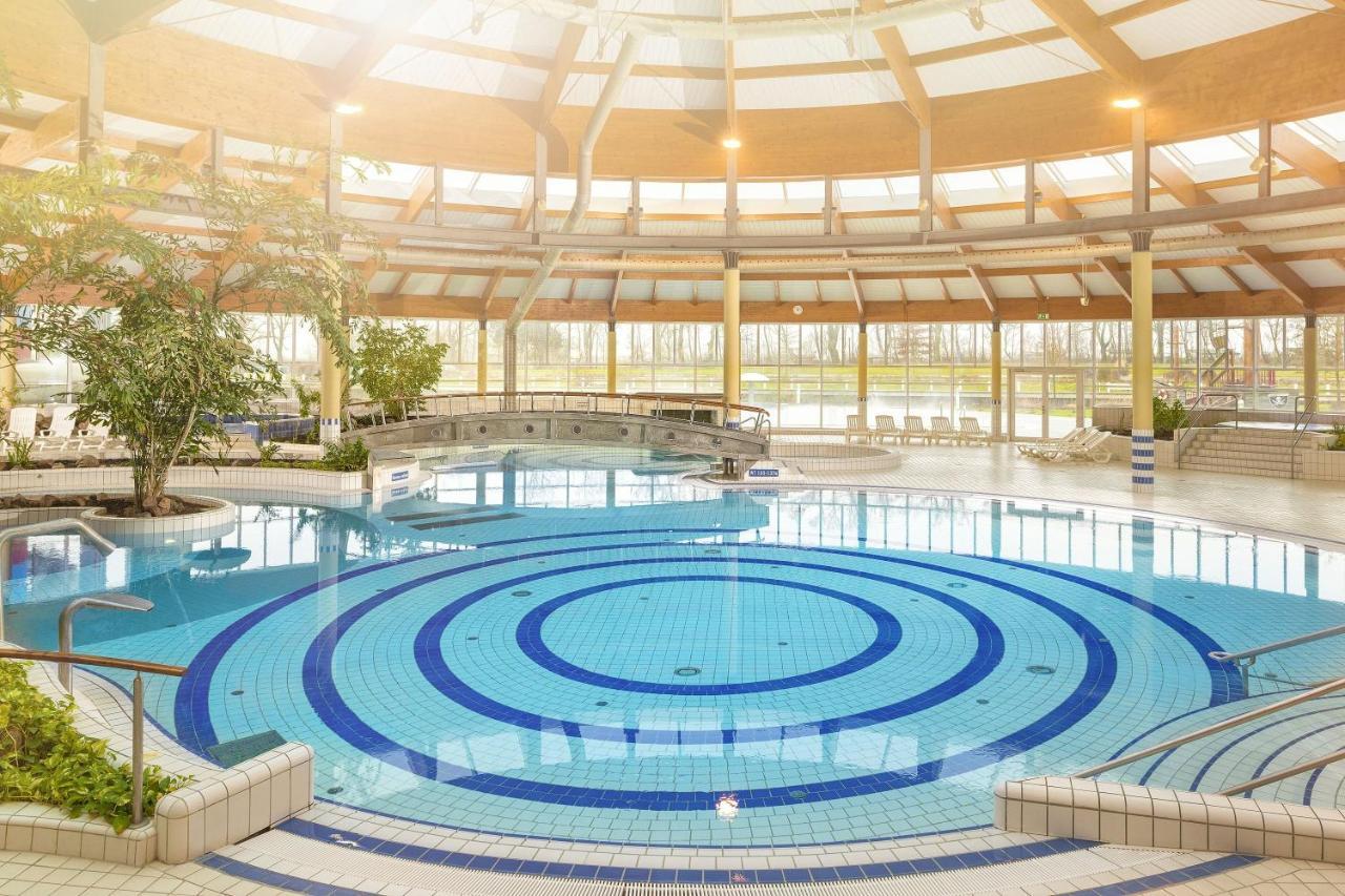 Nah Am Meer, Ruhige Lage, Gratis Nutzung Vom Ahoi Erlebnisbad Und Sauna In Sellin - Haus Inselblick Fewo 02 ゲーレン エクステリア 写真