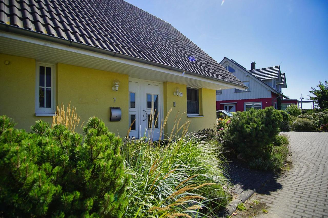 Nah Am Meer, Ruhige Lage, Gratis Nutzung Vom Ahoi Erlebnisbad Und Sauna In Sellin - Haus Inselblick Fewo 02 ゲーレン エクステリア 写真