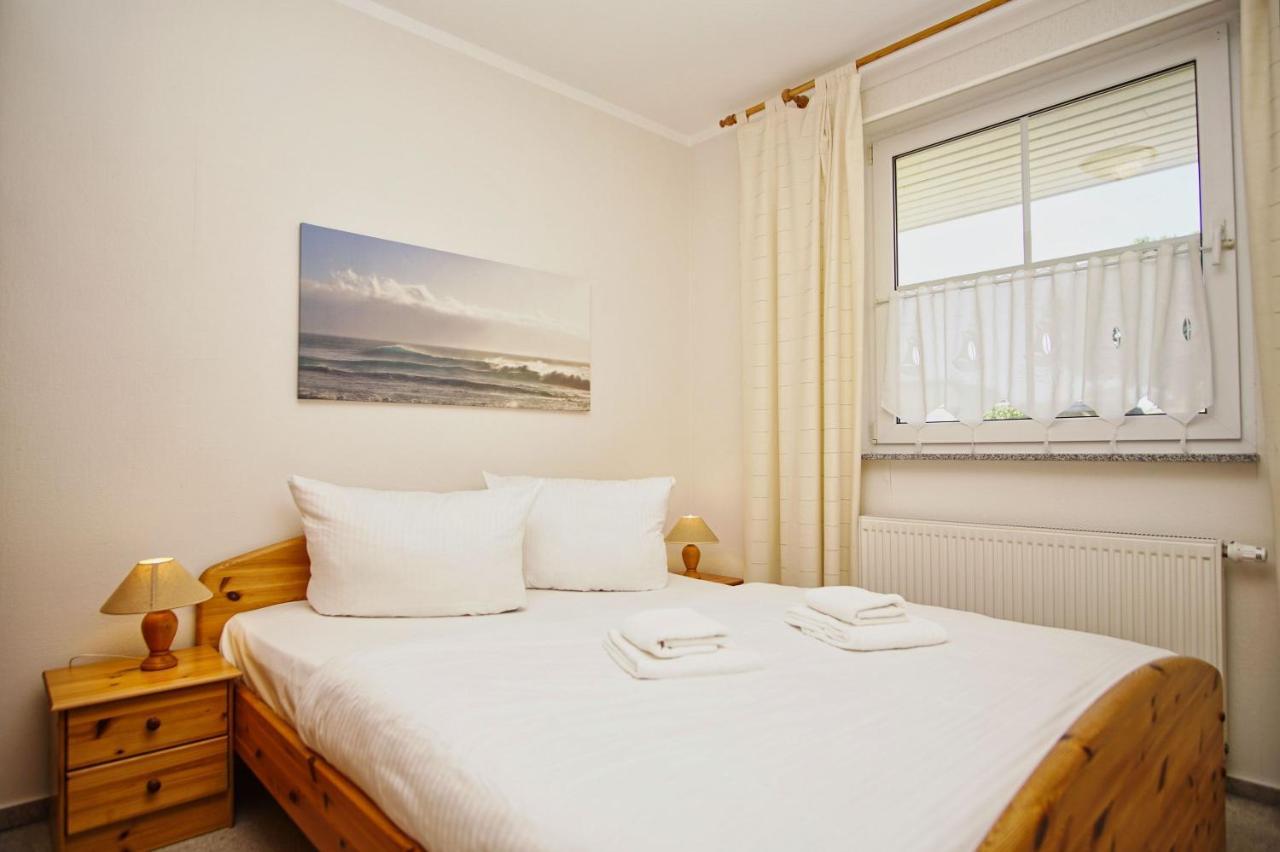 Nah Am Meer, Ruhige Lage, Gratis Nutzung Vom Ahoi Erlebnisbad Und Sauna In Sellin - Haus Inselblick Fewo 02 ゲーレン エクステリア 写真