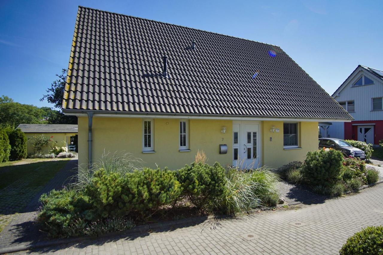 Nah Am Meer, Ruhige Lage, Gratis Nutzung Vom Ahoi Erlebnisbad Und Sauna In Sellin - Haus Inselblick Fewo 02 ゲーレン エクステリア 写真